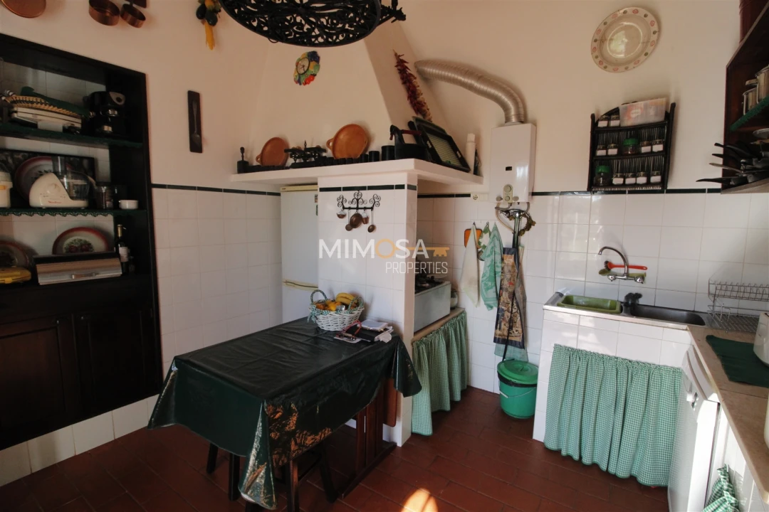 Quinta T4 para Venda em Bensafrim e Barão de São João Foto 16