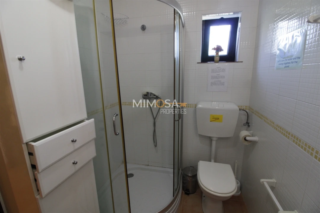 Quinta T4 para Venda em Bensafrim e Barão de São João Foto 36