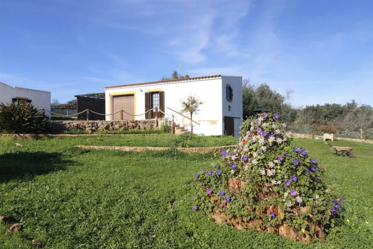 Quinta T4 para Venda em Bensafrim e Barão de São João Foto 25