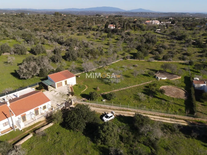 Quinta T4 para Venda em Bensafrim e Barão de São João Foto 2