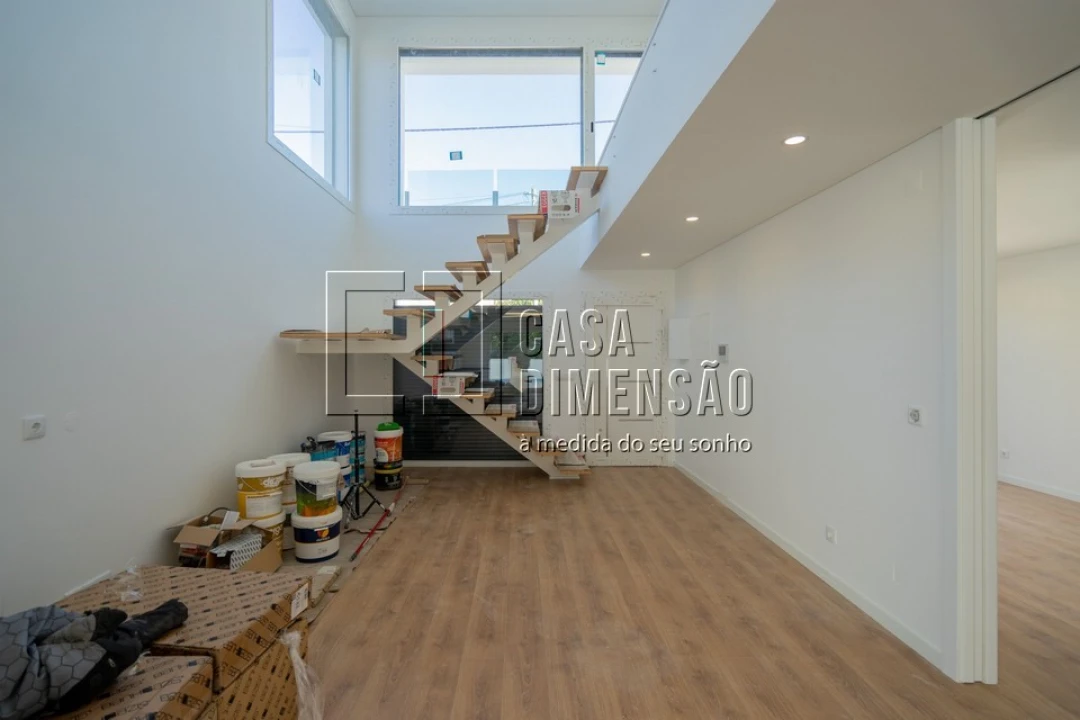 Moradia T4 para Venda em Charneca de Caparica e Sobreda Foto 11