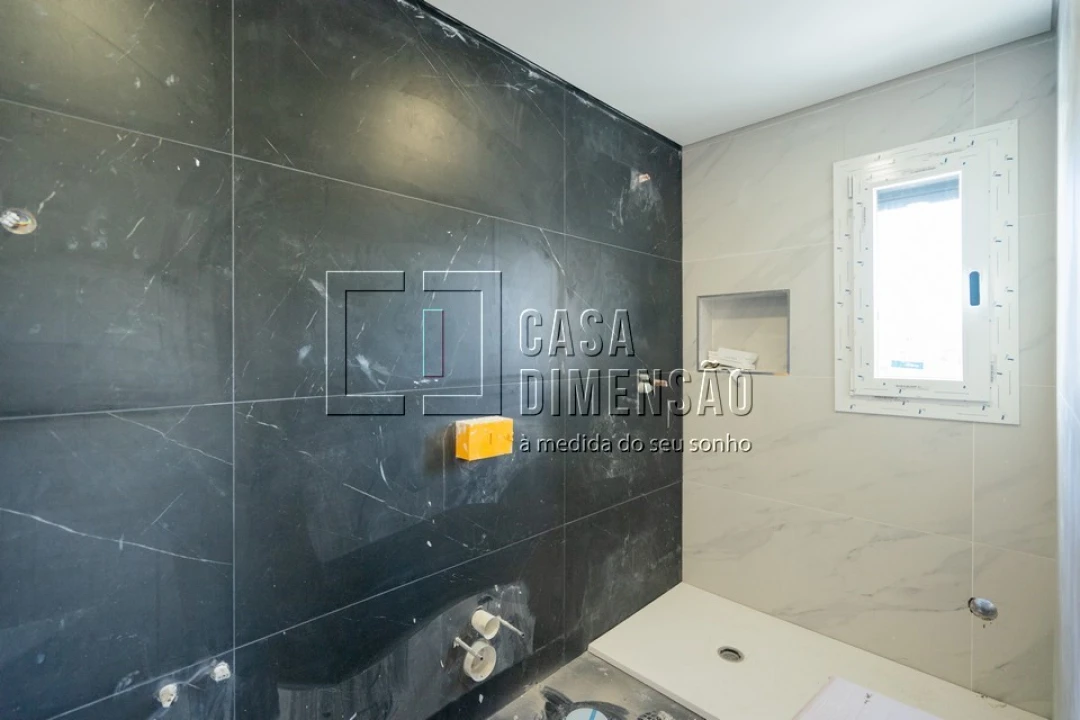 Moradia T4 para Venda em Charneca de Caparica e Sobreda Foto 30
