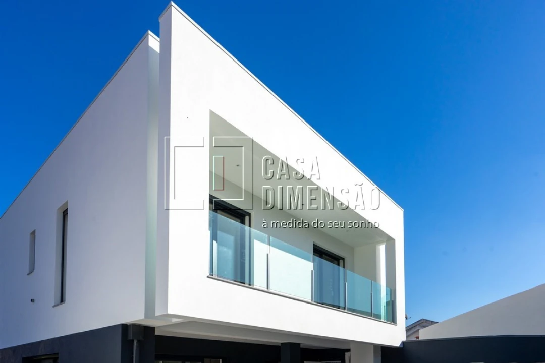 Moradia T4 para Venda em Charneca de Caparica e Sobreda Foto 63