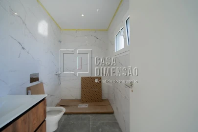 Moradia T4 para Venda em Corroios