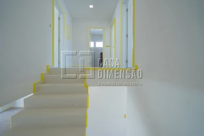 Moradia T4 para Venda em Corroios