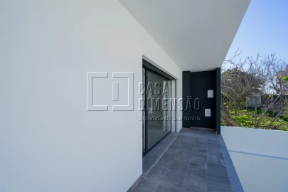 Moradia T4 para Venda em Corroios