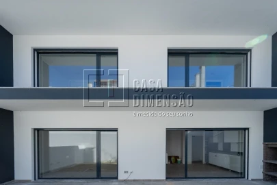 Moradia T4 para Venda em Corroios