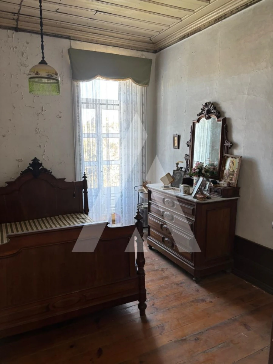 Moradia T6 para Venda em Rio Torto e Lagarinhos Foto 12