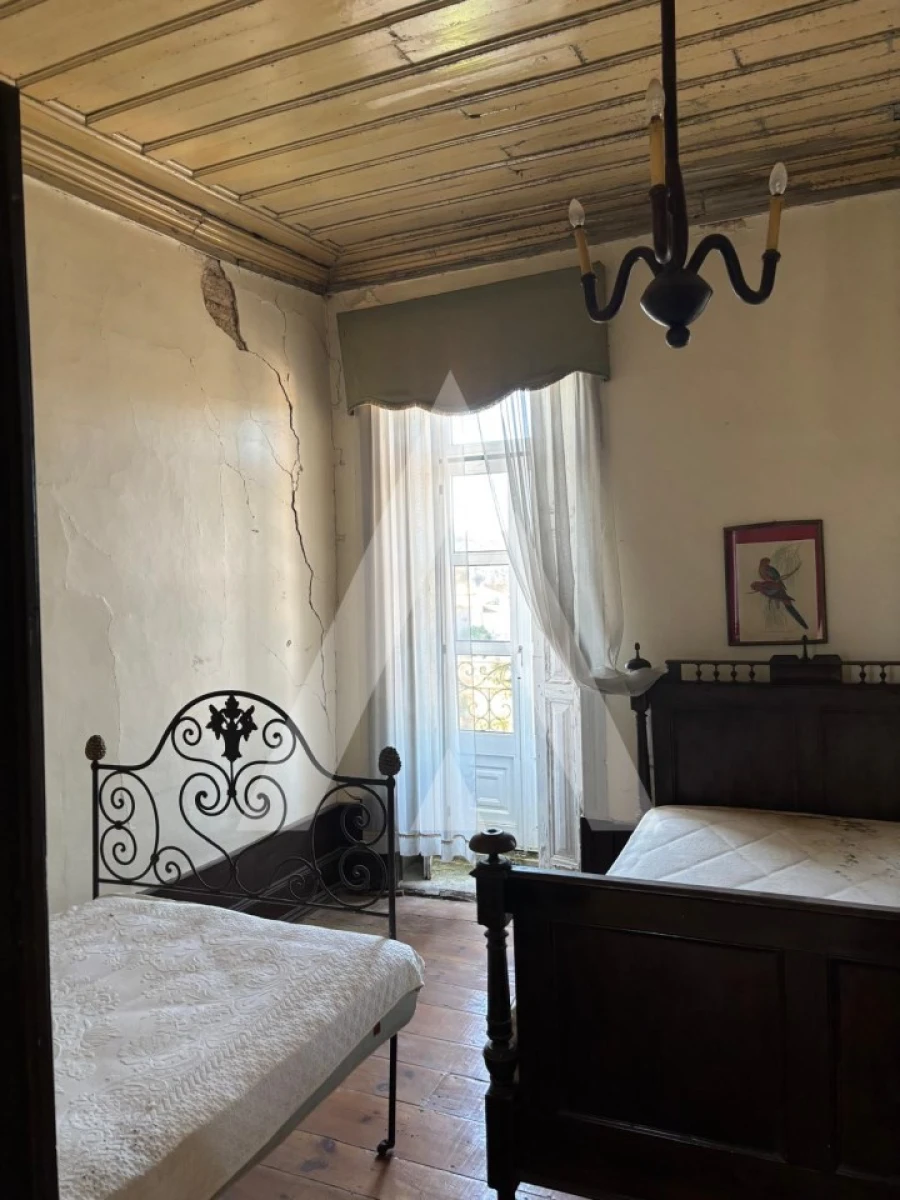 Moradia T6 para Venda em Rio Torto e Lagarinhos Foto 13