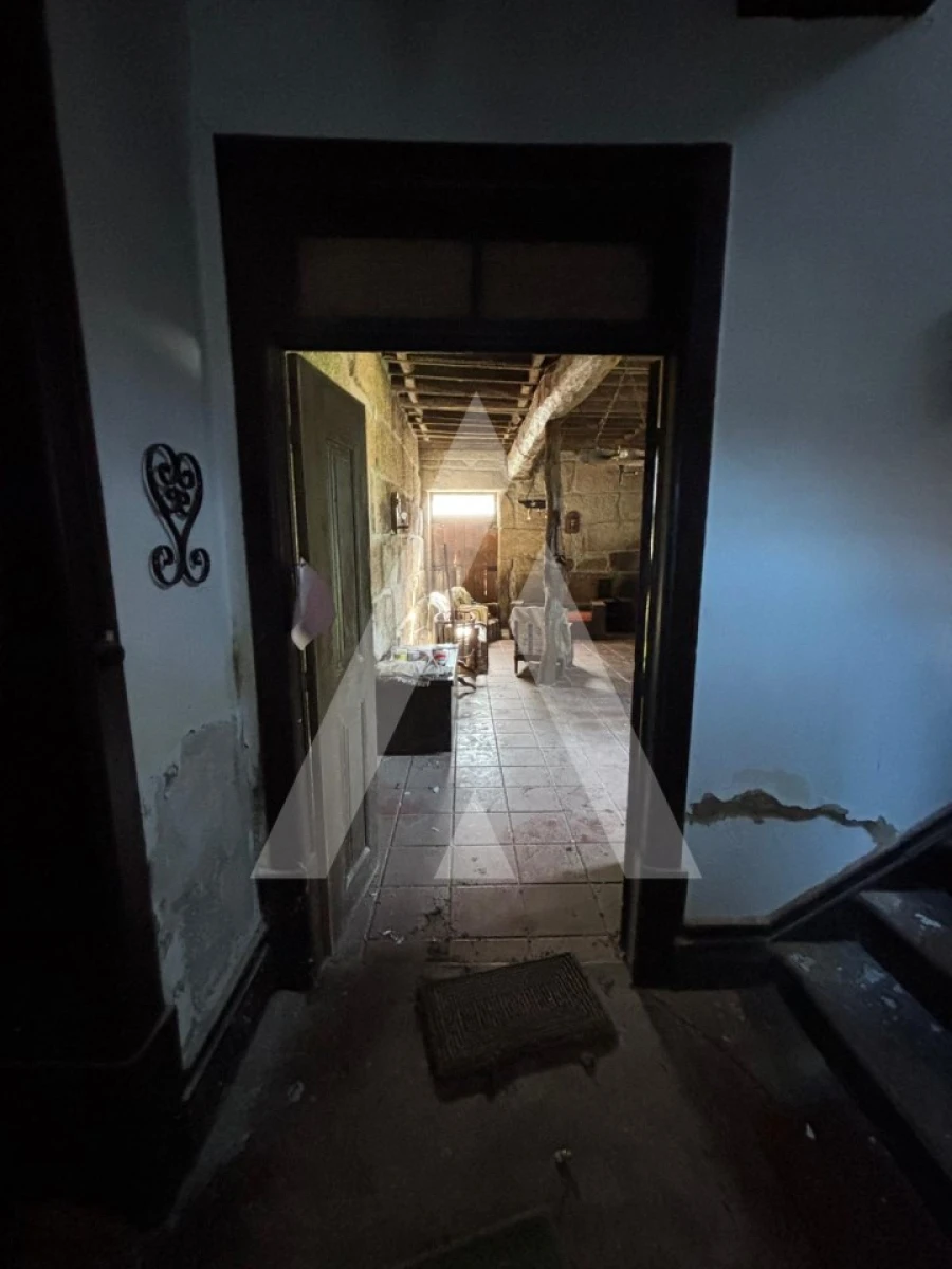 Moradia T6 para Venda em Rio Torto e Lagarinhos Foto 17