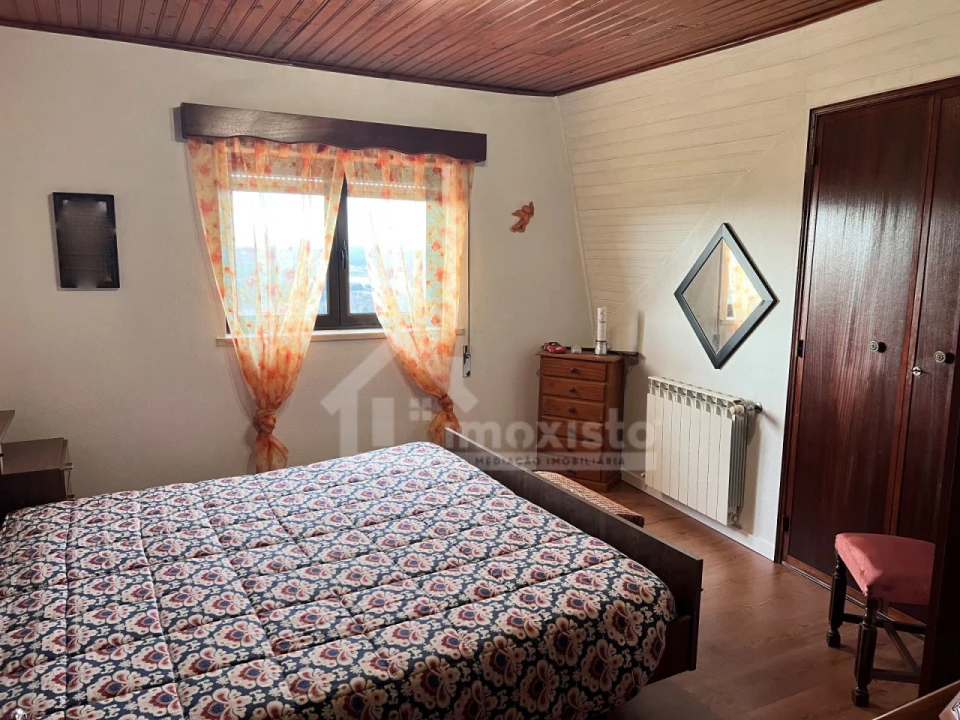 Moradia T5 para Venda em Maçãs de D. Maria Foto 12