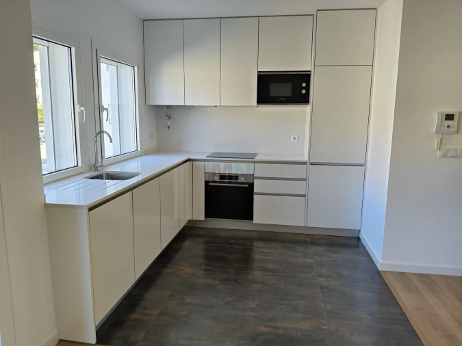 Apartamento T2 para Venda em Eiras e São Paulo de Frades Foto 2