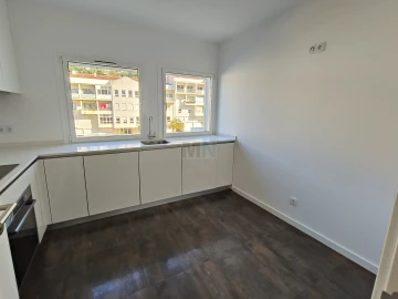 Apartamento T3 para Venda em Eiras e São Paulo de Frades