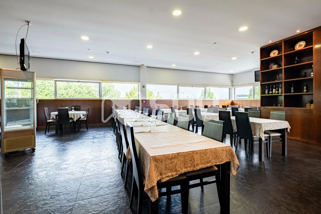 Negócio para Venda em Cidade da Maia Foto 7