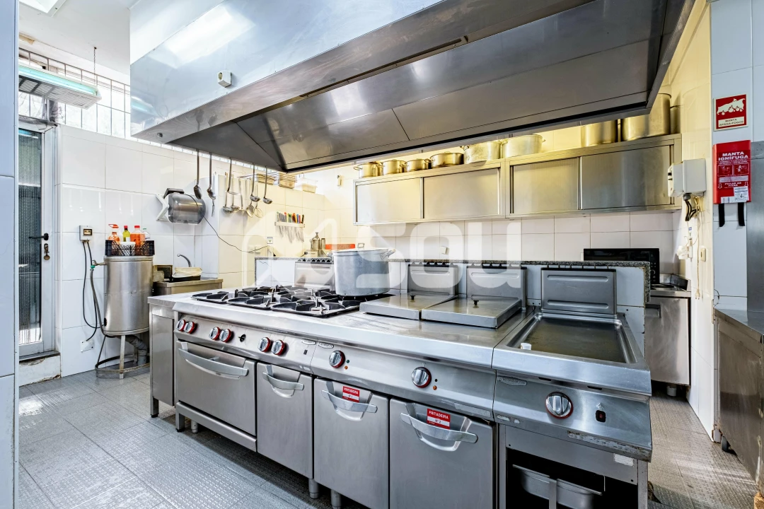 Negócio para Venda em Cidade da Maia Foto 17