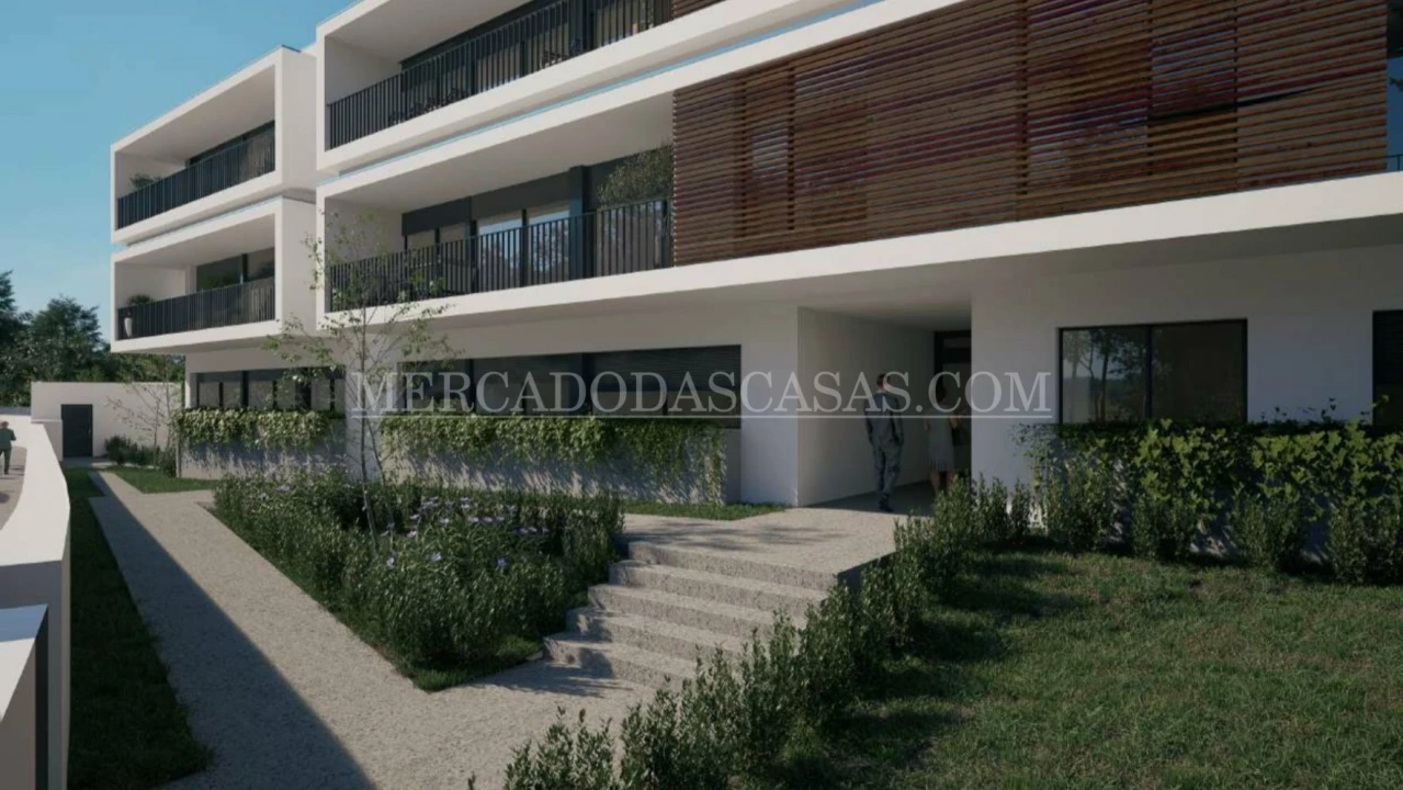 Apartamento T4 para Venda em Fânzeres e São Pedro da Cova Foto 6