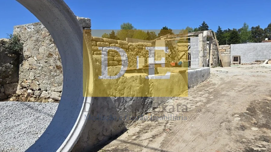 Moradia T3 para Venda em Modivas