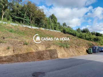 Terreno para Venda em Arcozelo