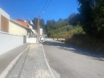 Terreno para Venda em Arcozelo