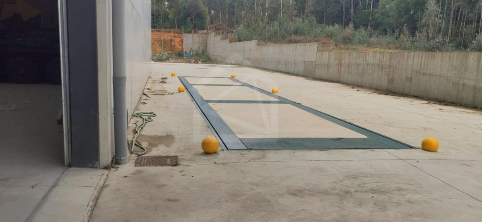 Armazém para Arrendamento em Lourosa Foto 13