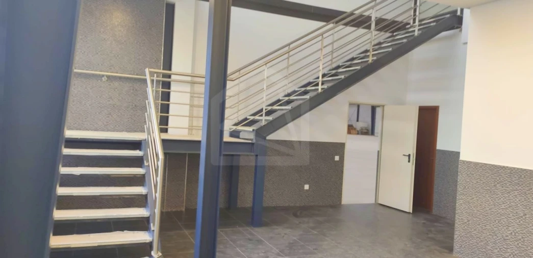 Armazém para Arrendamento em Lourosa Foto 8