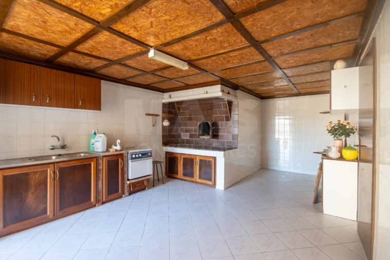 Moradia T3 para Venda em A dos Negros Foto 3