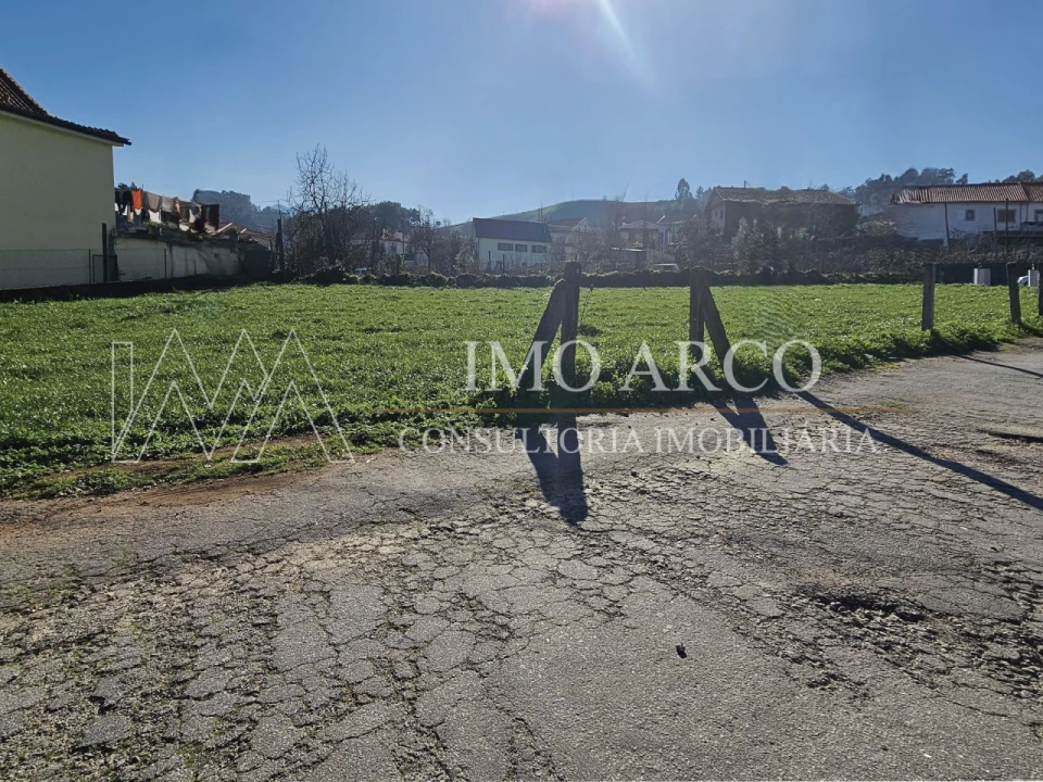 Terreno para Venda em Arco de Baúlhe e Vila Nune Foto 7