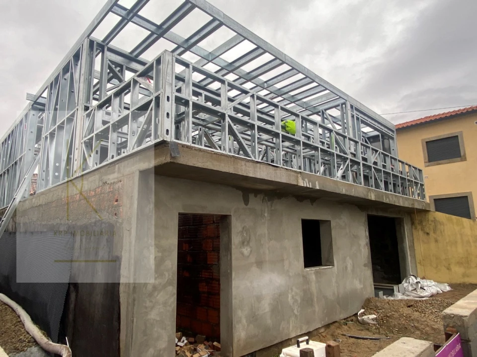 Moradia T3 para Venda em Feitosa Foto 13