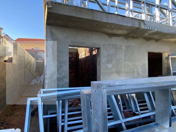 Moradia T3 para Venda em Feitosa Foto 9