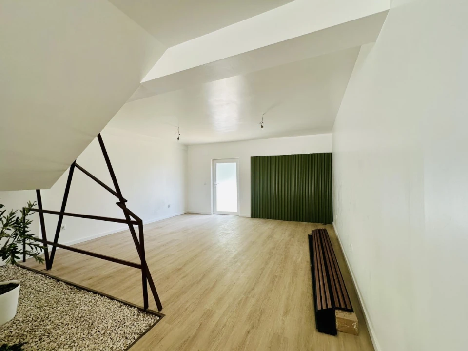 Moradia T4 para Venda em São Miguel do Rio Torto e Rossio Ao Sul do Tejo Foto 9