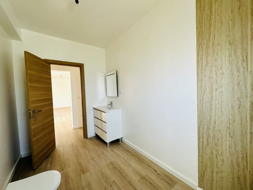 Moradia T4 para Venda em São Miguel do Rio Torto e Rossio Ao Sul do Tejo Foto 24