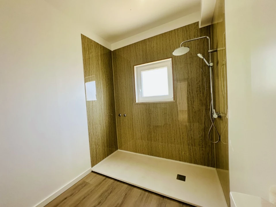 Moradia T4 para Venda em São Miguel do Rio Torto e Rossio Ao Sul do Tejo Foto 26