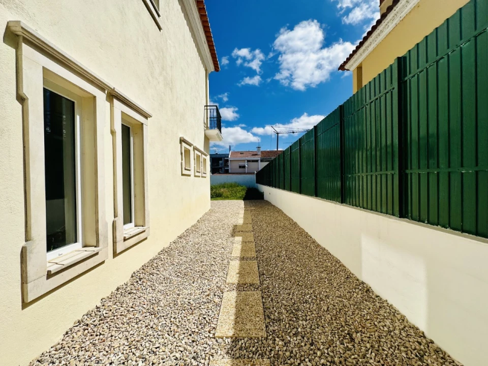 Moradia T4 para Venda em São Miguel do Rio Torto e Rossio Ao Sul do Tejo Foto 46
