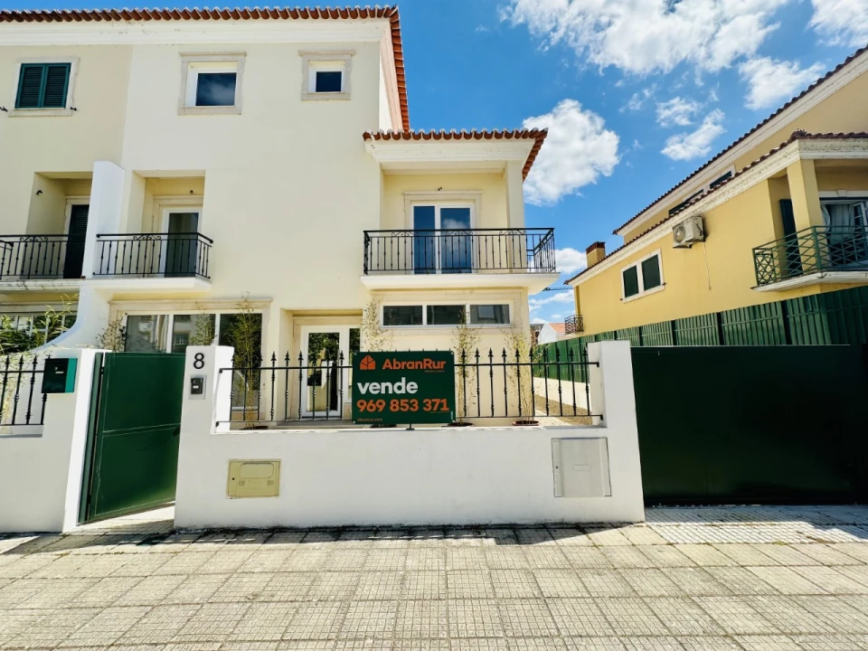 Moradia T4 para Venda em São Miguel do Rio Torto e Rossio Ao Sul do Tejo Foto 1