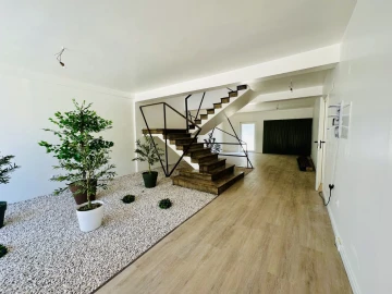 Moradia T4 para Venda em São Miguel do Rio Torto e Rossio Ao Sul do Tejo