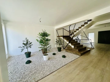 Moradia T4 para Venda em São Miguel do Rio Torto e Rossio Ao Sul do Tejo