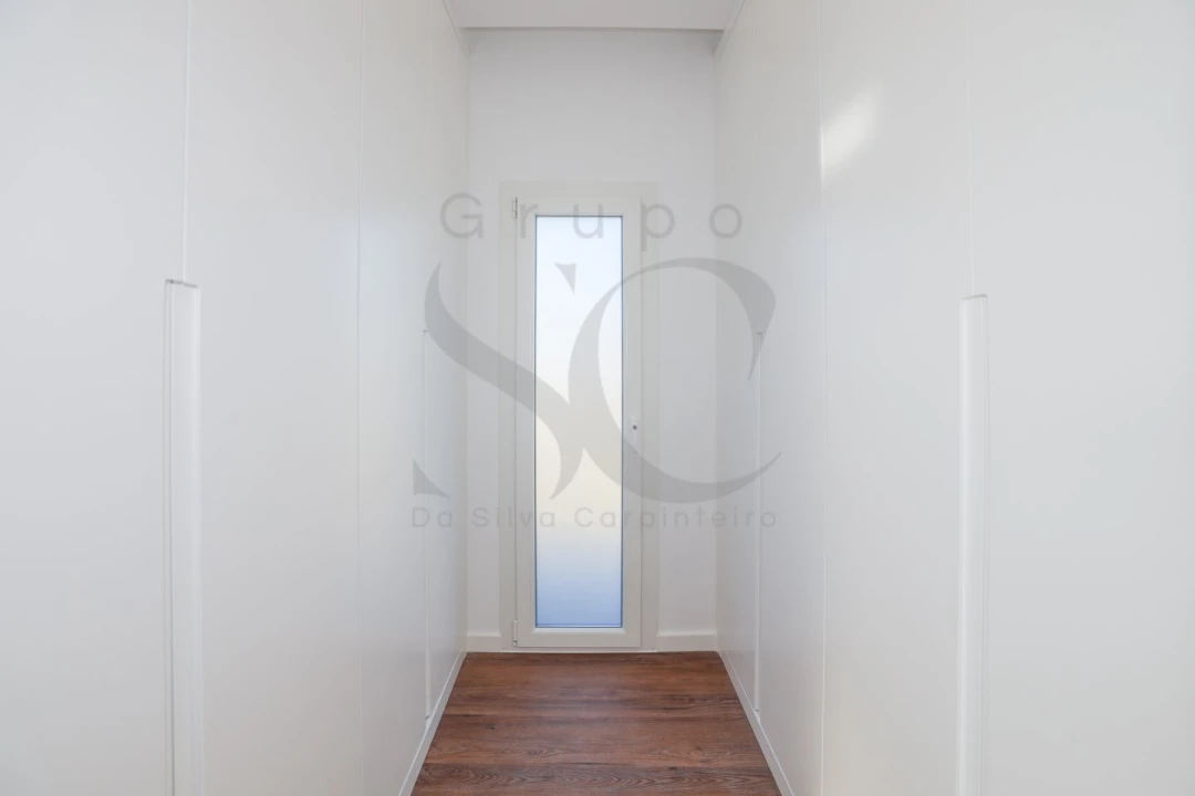 Moradia T4 para Venda em Charneca de Caparica e Sobreda Foto 24