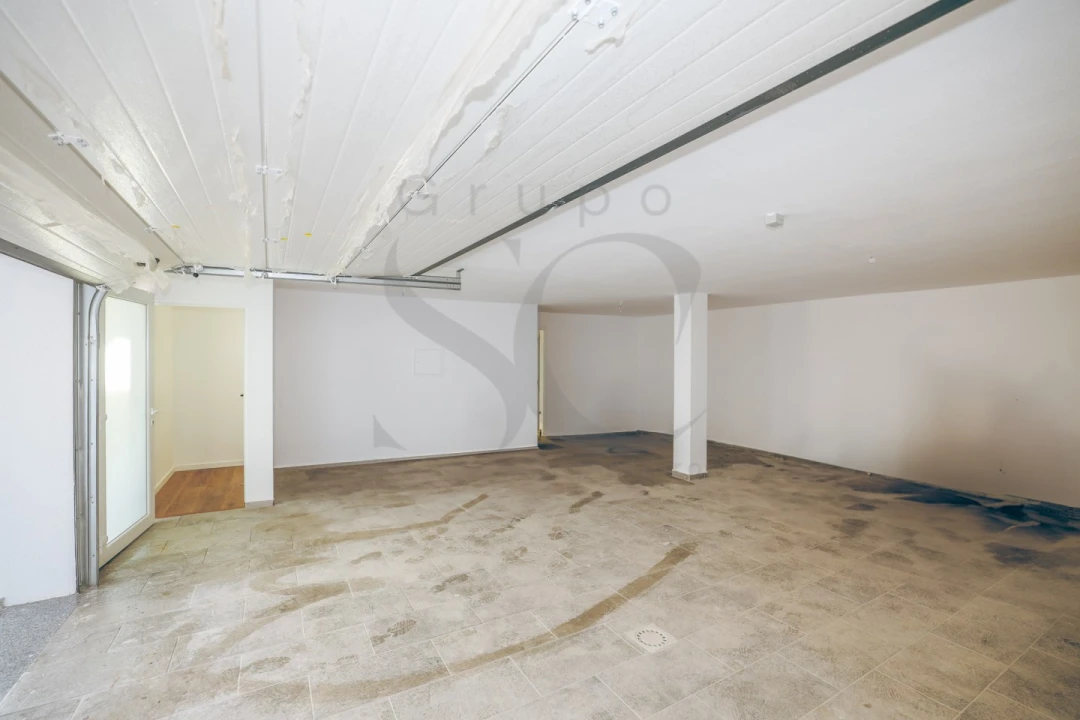 Moradia T4 para Venda em Charneca de Caparica e Sobreda Foto 40