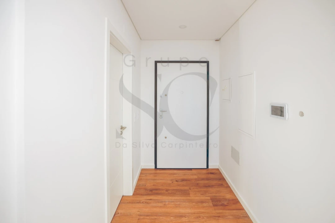 Moradia T4 para Venda em Charneca de Caparica e Sobreda Foto 5