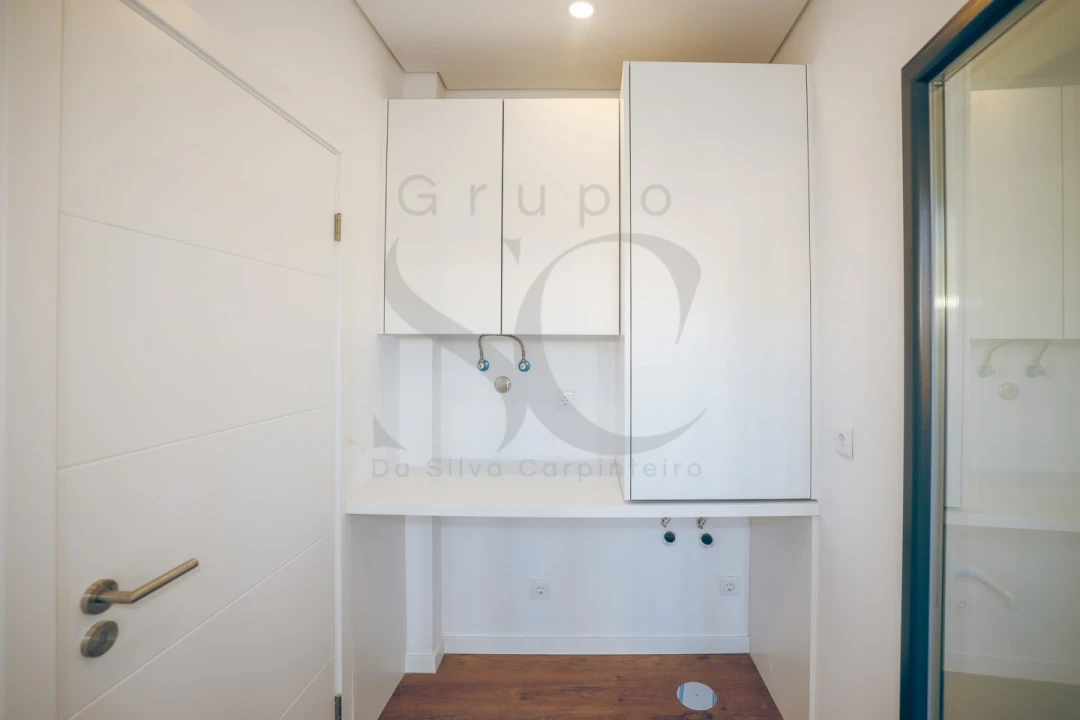Moradia T4 para Venda em Charneca de Caparica e Sobreda Foto 13