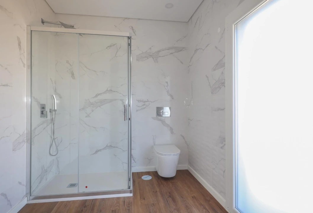 Moradia T4 para Venda em Charneca de Caparica e Sobreda Foto 36