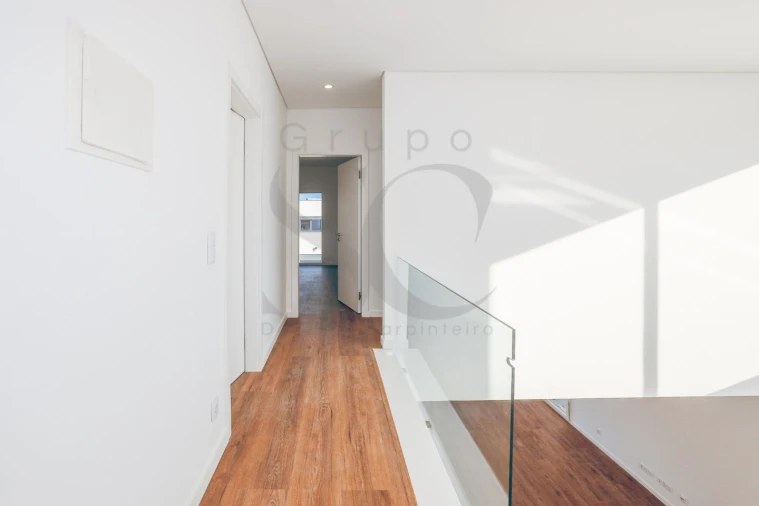 Moradia T4 para Venda em Charneca de Caparica e Sobreda Foto 22