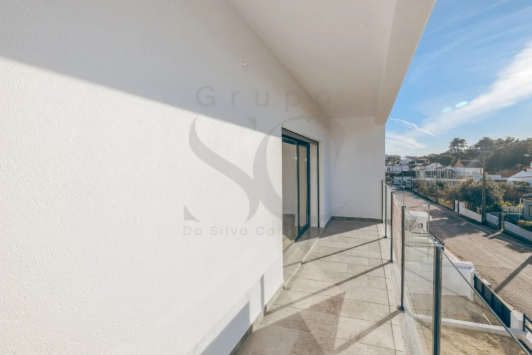 Moradia T4 para Venda em Charneca de Caparica e Sobreda Foto 28