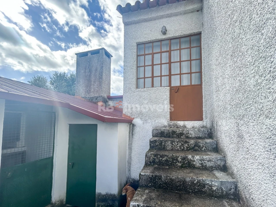 Moradia T2 para Venda em Madalena e Beselga Foto 8