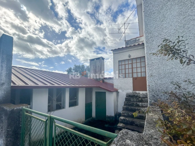 Moradia T2 para Venda em Madalena e Beselga Foto 9