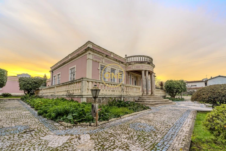 Moradia T5 para Venda em Bougado (São Martinho e Santiago) Foto 32