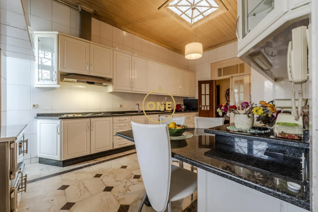 Moradia T5 para Venda em Bougado (São Martinho e Santiago) Foto 19