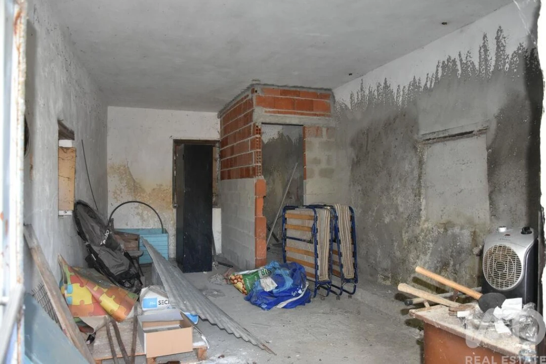 Moradia T1 para Venda em Urqueira Foto 13