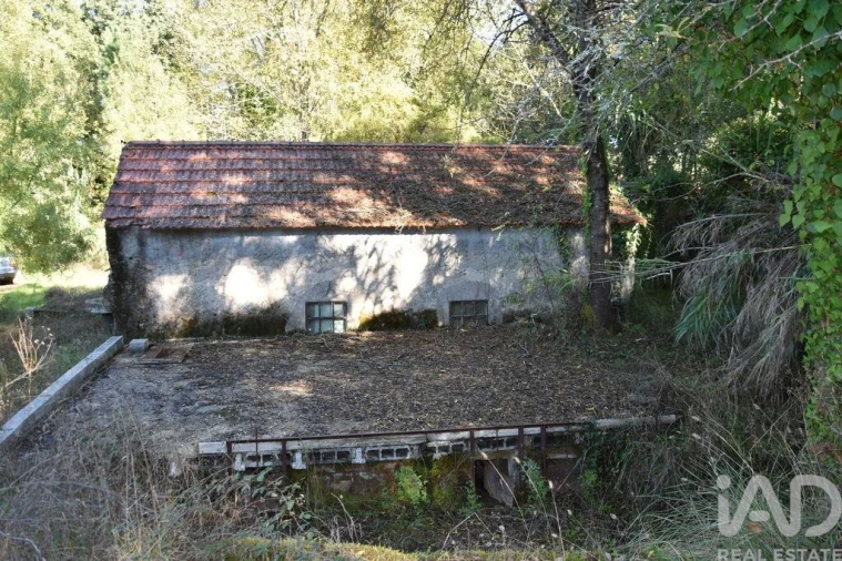 Moradia T1 para Venda em Urqueira Foto 11