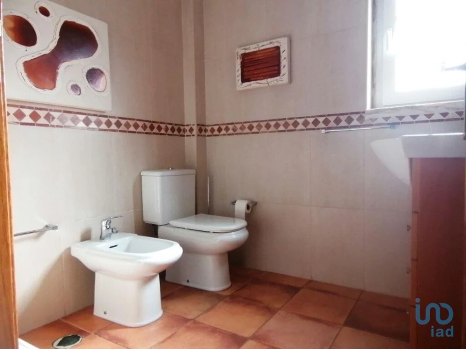 Moradia T4 para Venda em Venda do Pinheiro e Santo Estêvão das Galés Foto 10